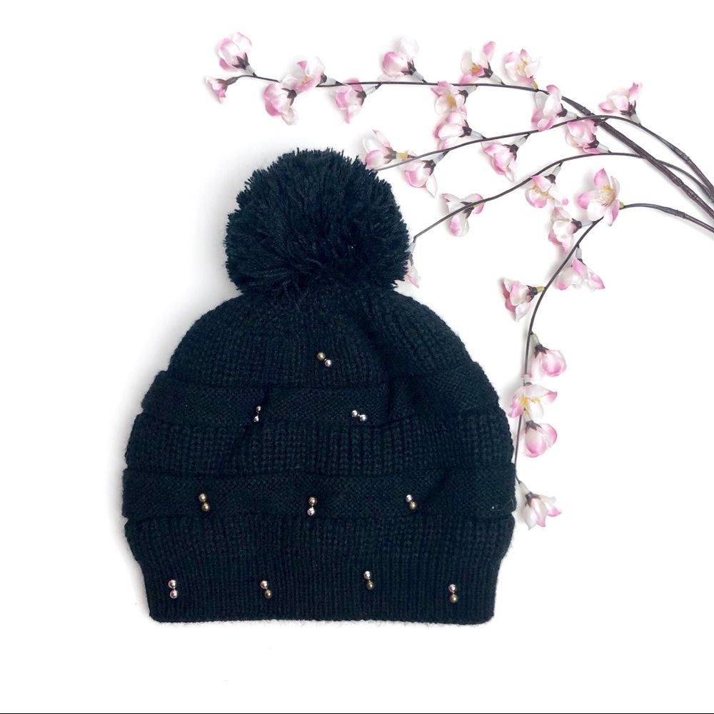 5/$25 F21 Black Knit Studded Style Pom-Pom Beanie